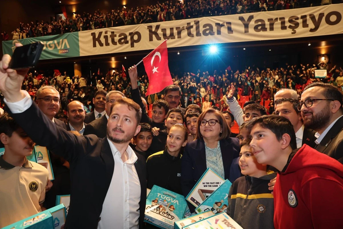 شباب غازي عنتاب يفتحون آفاق المستقبل مع كتابكوردو