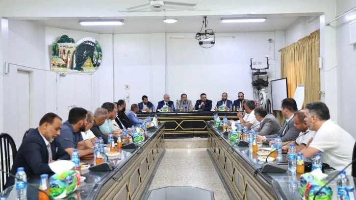 سويدان يلتقي الأسرة الزراعية في مديرية  حماه 