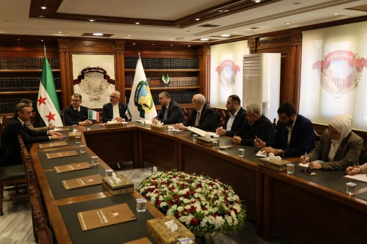 السفير الايطالي ستيفانو رافانيان يزور غرفة تجارة حلب 