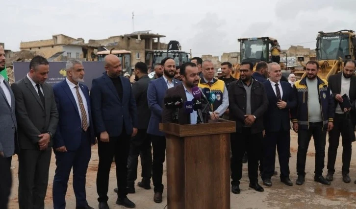 انطلاق مشروع إزالة الأنقاض في منطقتي جبل سمعان الشمالية واعزاز 