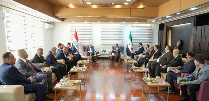 رئيس الهيئة العامة المنافذ والجمارك يستقبل وفدا عراقيا 