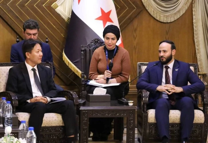 محافظ حلب يلتقي السفير فوق العادة والمفوض لجمهورية كوريا 