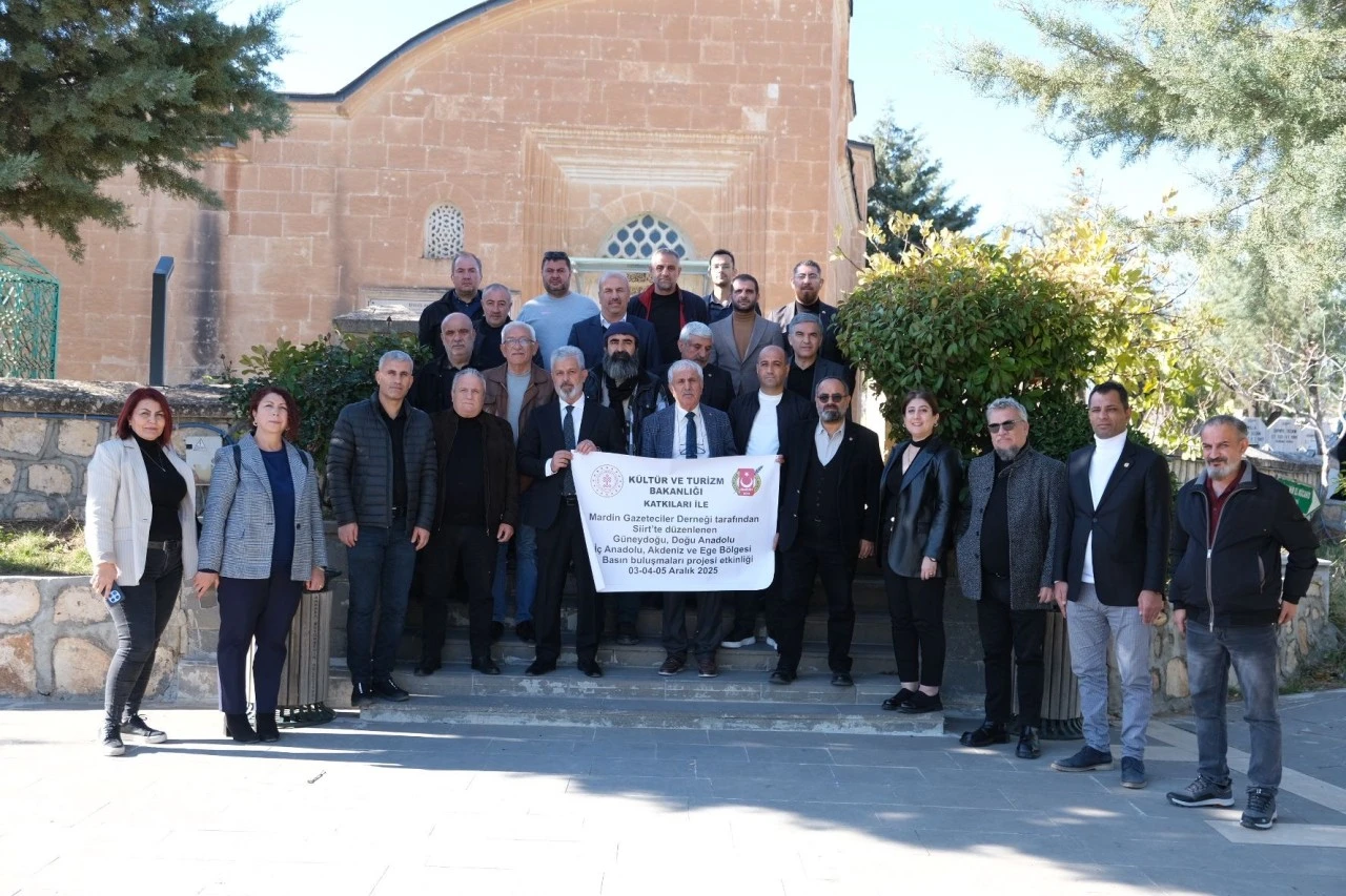 الصحفيون ينطلقون في رحلة عبر تاريخ وعِلم سِيرت