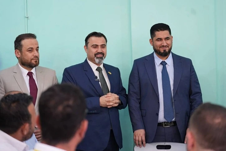 وزير التربية ومحافظ إدلب يتفقدان مراكز التصحيح 