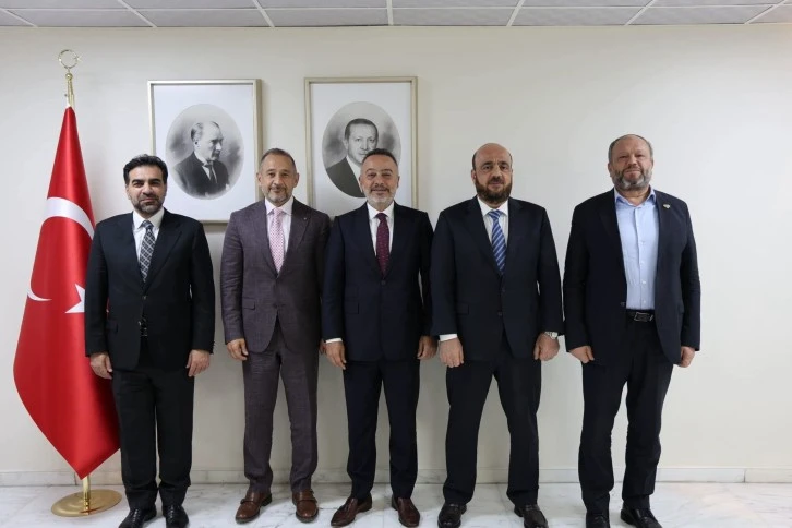 لقاء جمع رئيس غرفة تجارة دمشق وسفير الجمهورية التركية 