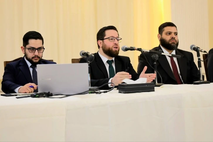 وزير التنمية الإدارية يعقد ورشة عمل لبحث التحديات 