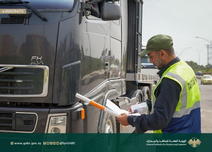 الضابطة المرفئية تكثف جهودها لتنظيم حركة الشاحنات بمرفا طرطوس 