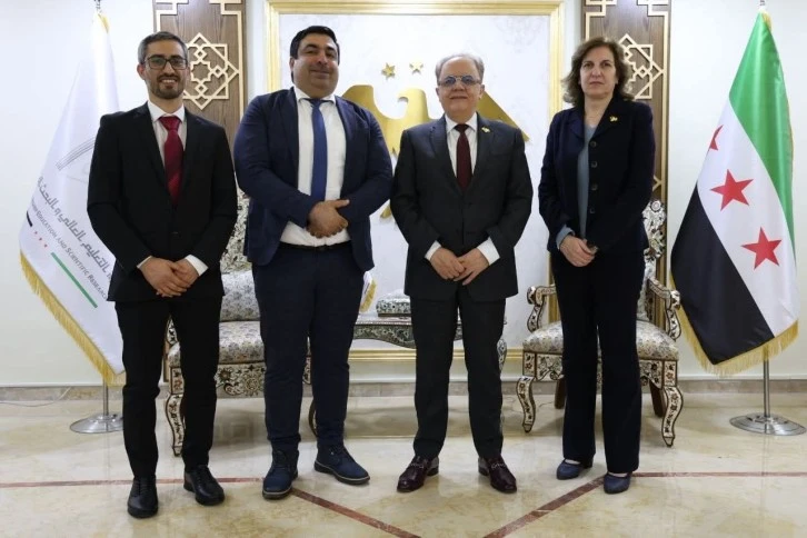 وزارةالتعليم العالي تستقبل رئيس الجمعية العربية الدكتور أحمد رحال 