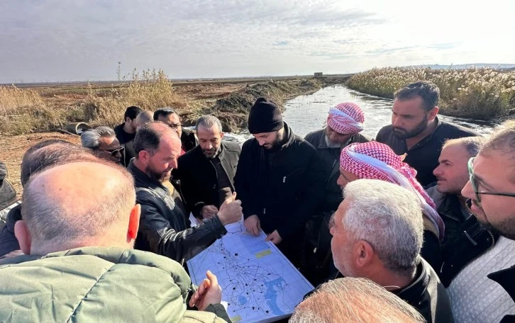 محافظ حلب يتابع إعادة تأهيل مجرى نهر قويق 