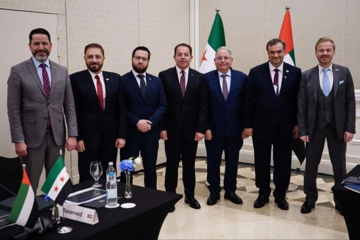 رئيس الهيبة العامة للطيران المدني يشارك ورشة عمل دولة الإمارات 