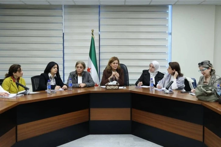 وزارة الشؤون الاجتماعية نظمت اجتماعا بين السيدات الناجحات بانتخابات مجلس الشعب ومنظمات المجتمع المحلي 