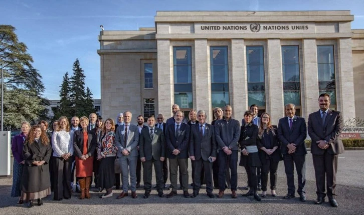 وفد من الجمهورية العربية السورية يزور جينف 