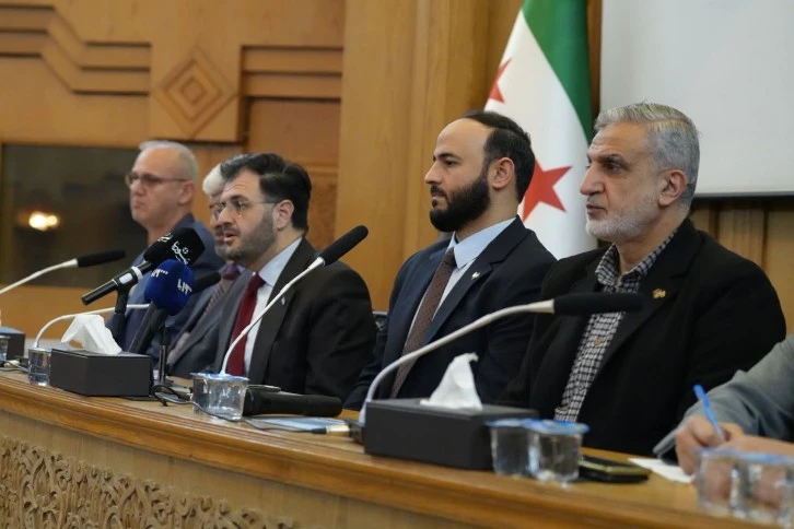 وزير الاتصالات ومحافظ حلب باجتماع موسع لبحث واقع الاتصالات 