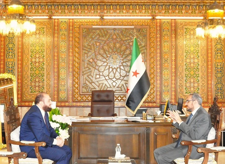 هيئة الاستثمار السورية ومحافظة دمشق تعززان التكامل المؤسسي لدعم التنمية والاستثمار 