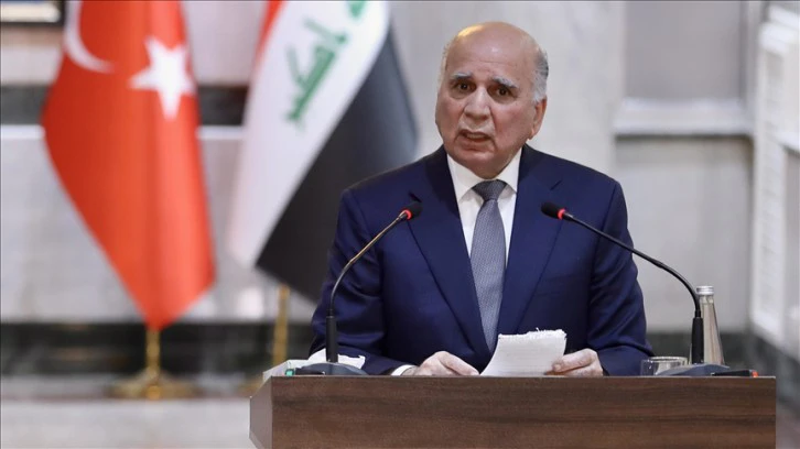 وزير خارجية العراق يؤكد على تعزيز العلاقات التجارية مع تركيا