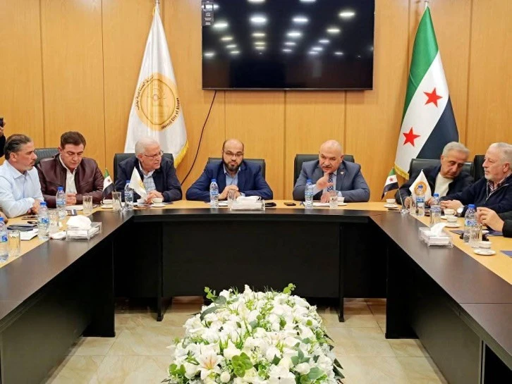 رئيس غرفة الصناعة بحلب يعقد اجتماعا بالمدينة الصناعية 