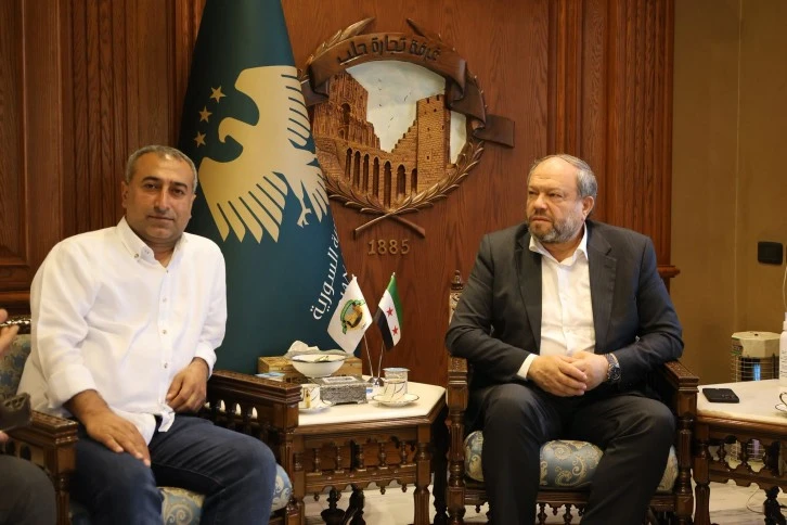 غرفة تجارة حلب تبحث مع وفد من المستثمرين الأتراك فرص الاستثمار في الطاقة البديلة