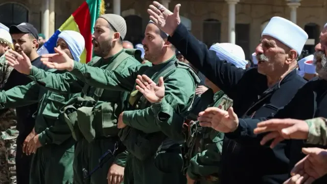 &quot;رجال الكرامة&quot; تتمسك بالسلاح وتؤكد مساعيها لتكون جزءاً من الجيش السوري