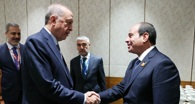 أردوغان يدعو الرئيس المصري لزيارة تركيا