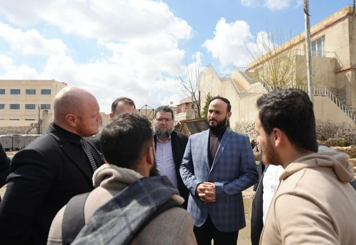 محافظ حلب بجولة ميدانية في الشعار وقاضي عسكر 