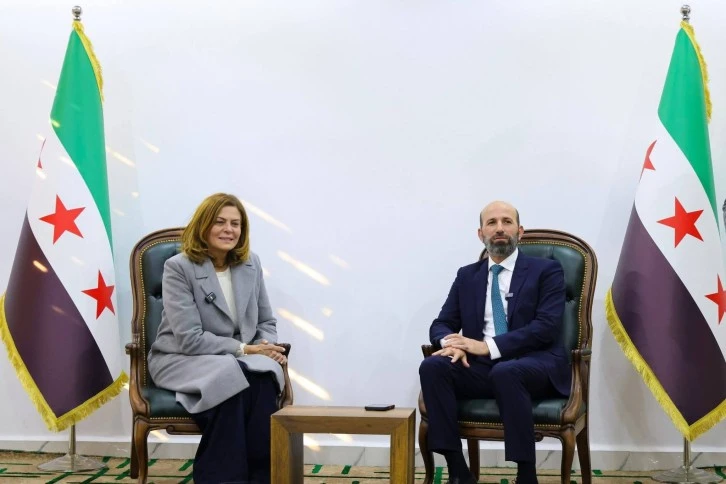 وزيرة الشؤون الاجتماعية والعمل بجولتها لمحافظة الرقة 