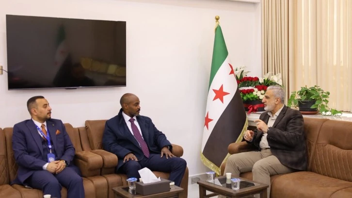 نائب محافظ حلب يبحث مع بعثة المنظمة الدولية للهجرة دعم عودة المهجرين 