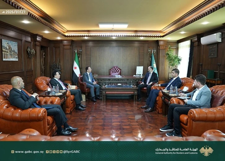 رئيس الهيئة العامة للمنافذ والجمارك يستقبل القائم بأعمال السفارة المصرية فى دمشق