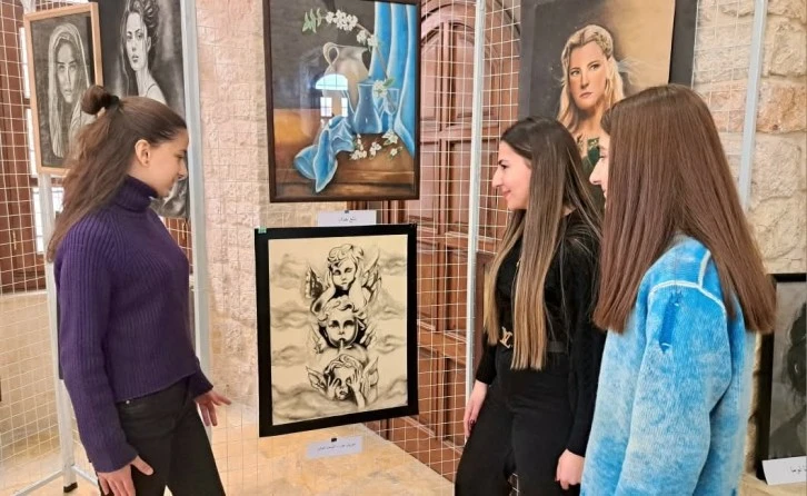  بعنوان مرسمي أقيم لأول مرة صالة رولان خوري معرض رنا توما 