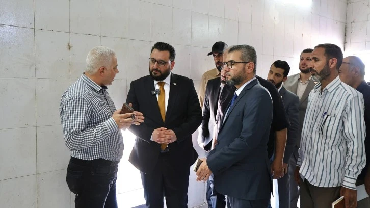 وزير الزراعة ومدير الهيئة العامة للموارد المائية بجولة ميدانية 