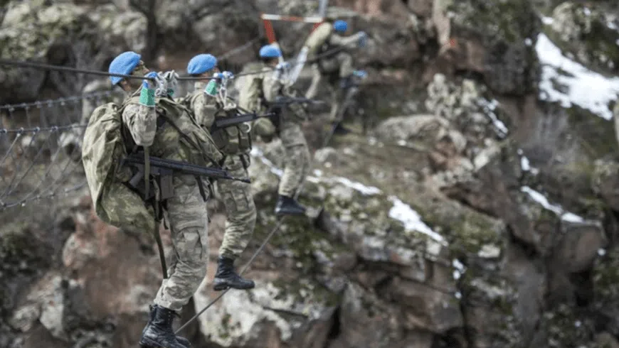 مزاعم تجنيد السوريين تثير الجدل