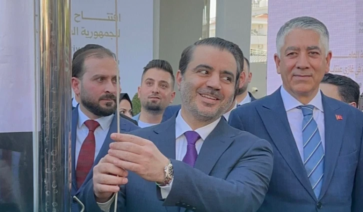 افتتاح القنصلية السورية في غازي عنتاب بحضور مسؤولين سوريين وأتراك