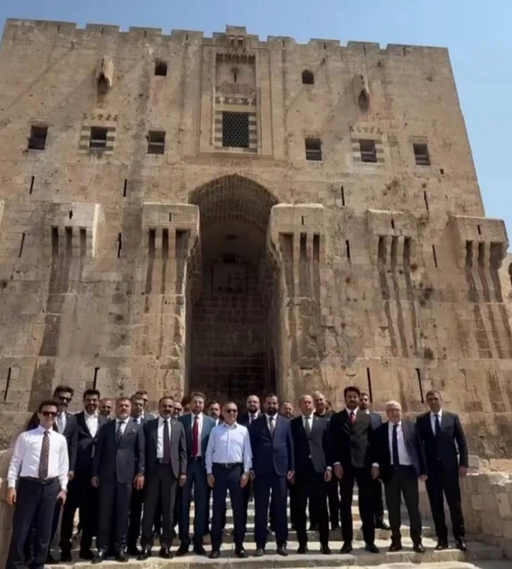زيارة رفيعة من غازي عنتاب إلى حلب تمهّد لتوأمة تاريخية بين المدينتين