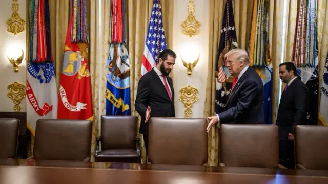 ترامب يؤكد أهمية الحوار بين سوريا وإسرائيل : الشرع يعمل بجد لضمان حدوث أمور جيدة