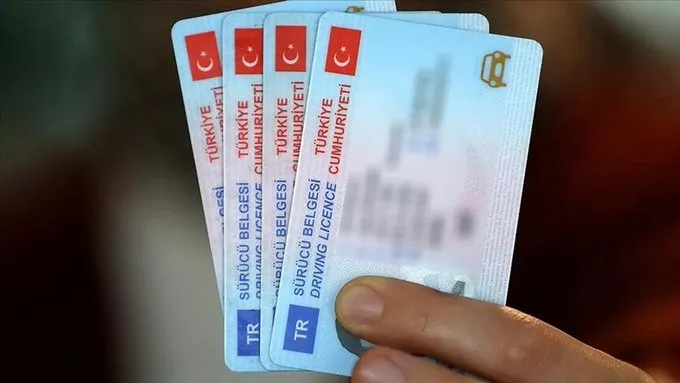 الغرامة بآلاف الليرات !!..تحذير لأصحاب رخص القيادة في تركيا قبل انتهاء الوقت
