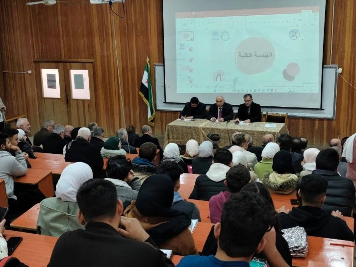 رئيس غرفة صناعة. حلب يشارك بورشة. عمل بكلية الهندسة 