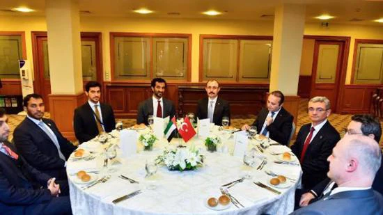 اجتماع بين وزير التجارة التركي ووزير الاقتصاد الإماراتي في إسطنبول