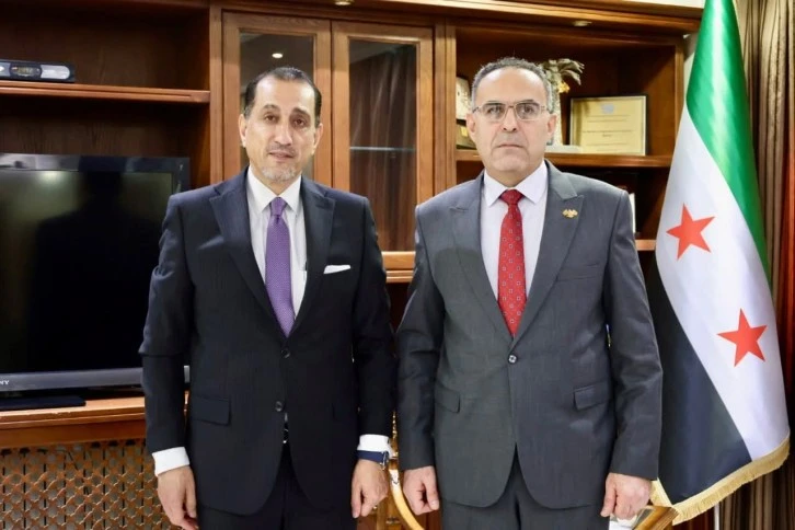 وزير الزراعة يبحث مع السفير الأردني تعزيز التعاون الزراعي 