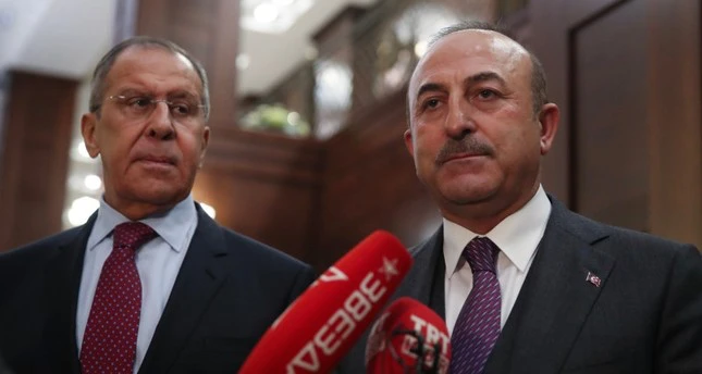وزراء خارجية تركيا وسوريا وروسيا قد يعقدون اجتماعاً الشهر الجاري