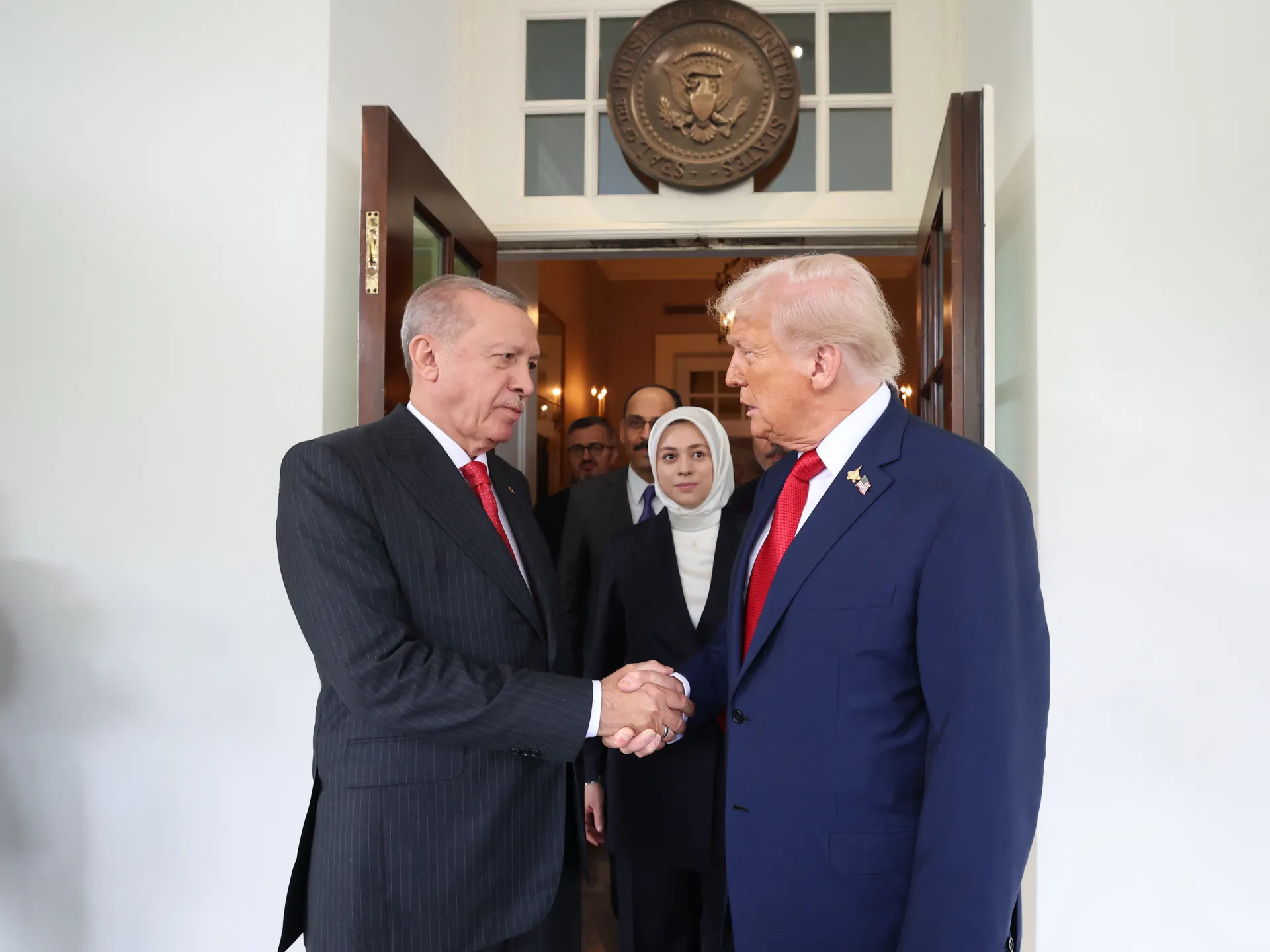 ترامب يزور أنقرة بعد غياب 17 عاماً.. قمة استراتيجية مع أردوغان لبحث ملفات الدفاع وسوريا والتجارة