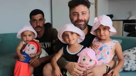 شاب تركي يلغي هدية عيد زواجه ويستأجر منزلاً لعائلة سورية