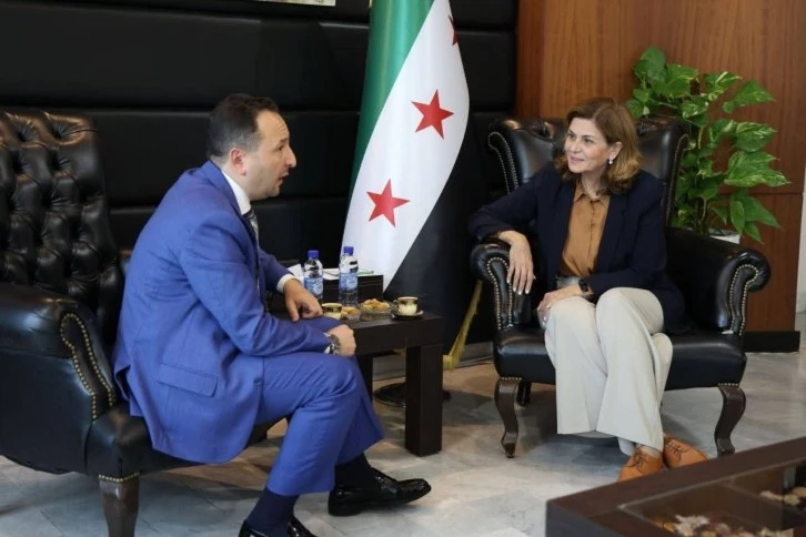 وزيرة الشؤون الاجتماعية والعمل تلتقي القائم بأعمال سفارة جمهورية مصر العربية بدمشق