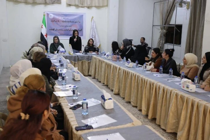 ندوة حوارية بعنوان المرأة بين صراع الكون وتهميش الوجود