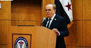 وزير التعليم العالي يوقف العمل بالقرار 688 ويعيده للدراسة