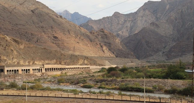 وزير النقل التركي: أولويتنا إنجاز ممر زنغزور وطريق التنمية مع العراق