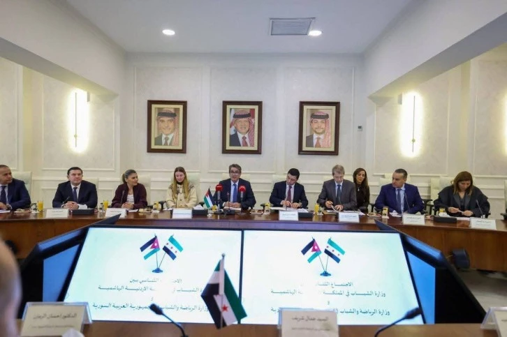 وزير الرياضة والشباب ونظيره الاردني يبحثان التعاون الشبابي 