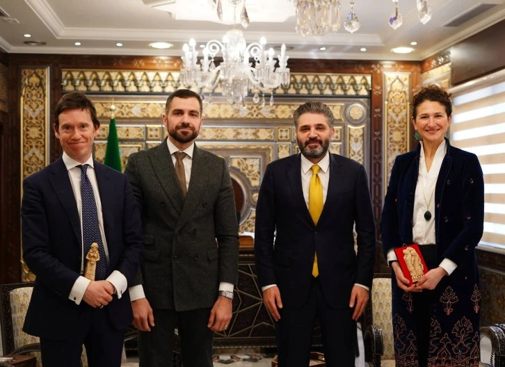 وزير الثقافة  يستقبل وفد منظمة تركواز ماونتن الدولية 