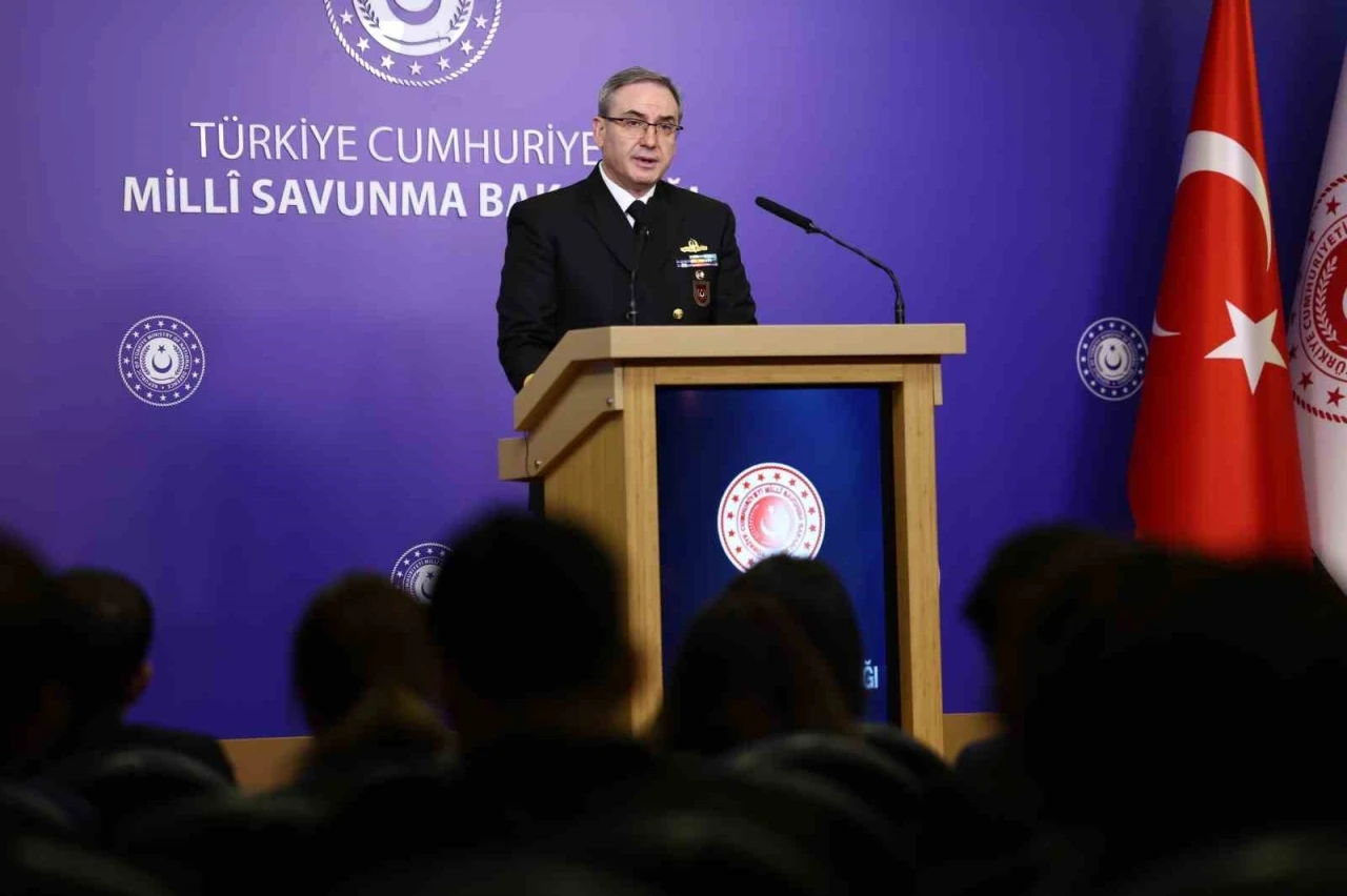 وزارة الدفاع التركية: إذا قررت الحكومة السورية اتخاذ مبادرة للحفاظ على وحدة البلاد فإن تركيا ستدعمها