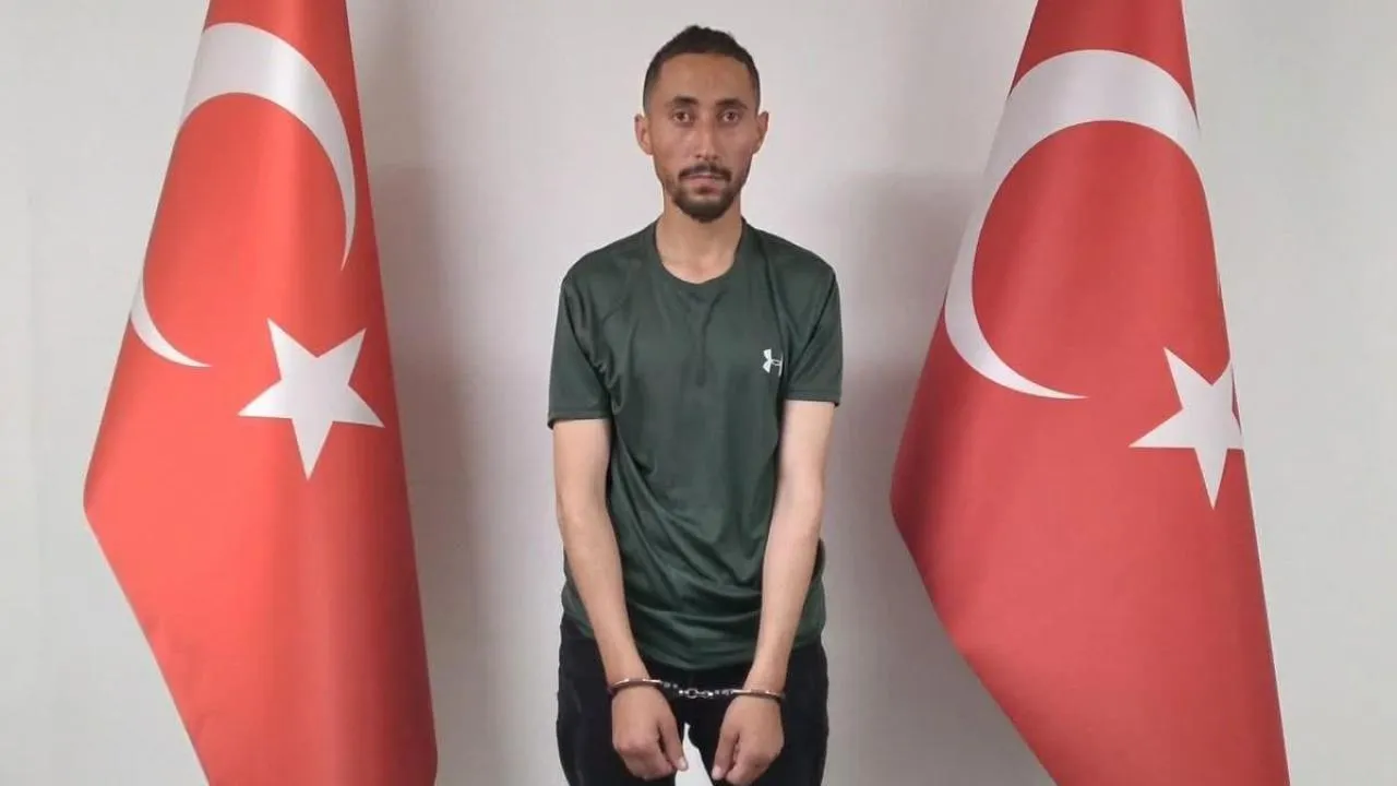 الاستخبارات التركية تعتقل من يسمى مسؤولاً إعلامياً بارزاً في داعش الإرهابي بعملية أمنية