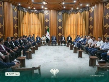 محافظ اللاذقية يعقد اجتماعا موسعا ضم قيادات الهيئة العامة للمنافذ والجمارك 