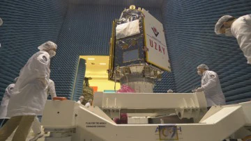 تأجيل إطلاق أول قمر صناعي تركي للمراقبة
